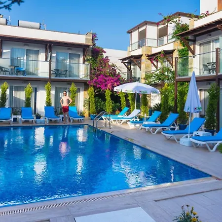 Cotton Boutique Hotel מלון